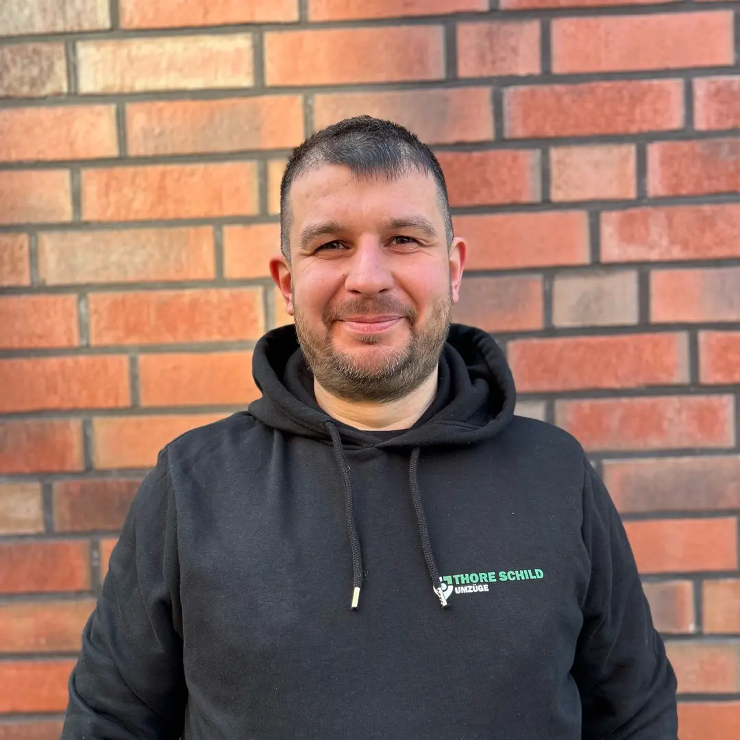 Thore Schild Umzüge Mitarbeiter Kornel